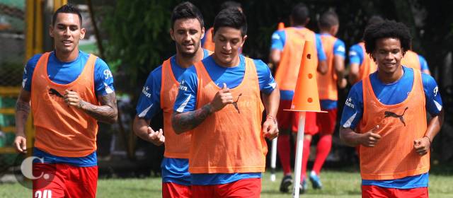 DIM, con tareas pero muy optimista | Germán Cano, Diego Herner, Gilberto García y William Arboleda, ayer en Sofasa. El técnico Torres se recupera de una cirugía de vesícula. FOTO JUAN ANTONIO SÁNCHEZ