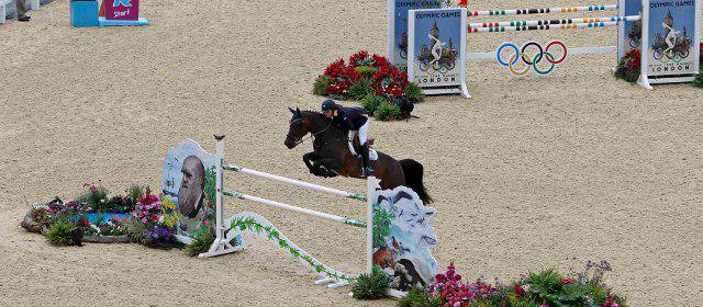 Daniel Bluman y Sancha, a la final de saltos en ecuestre | FOTO REUTERS
