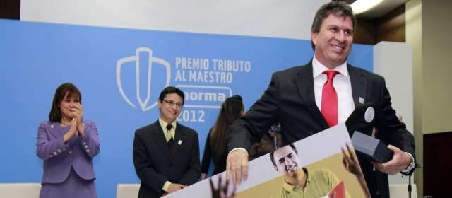 Antioqueño Jaime Correa ganó Premio Tributo al Maestro Norma | Colprensa |