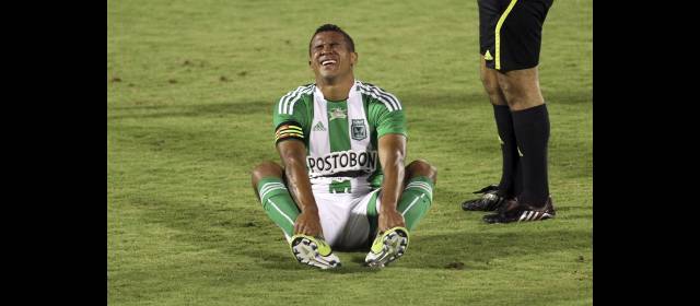 Ganar seis juegos, la meta verde | Macnelly Torres tuvo un buen comienzo en Envigado y terminó sufriendo. FOTO MANUEL SALDARRIAGA
