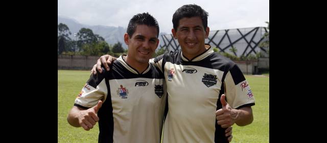 Además de equipo, Fano y Aguirre comparten goles y paternidad | Jorge Aguirre y Johan Fano, unidos en el fútbol y en la labor de padres. FOTO MANUEL SALDARRIAGA