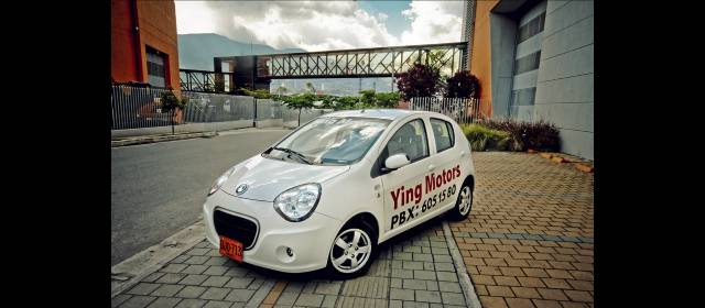 Geely rueda en Colombia con su modelo Panda | Por su tamaño ofrece una gran maniobrabilidad en los espacios urbanos reducidos de hoy. FOTO JONATHAN CARVAJAL