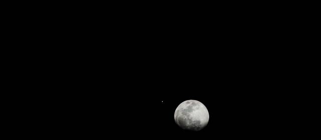 La Luna y Júpiter se reunieron en plena Navidad | FOTO MANUEL SALDARRIAGA