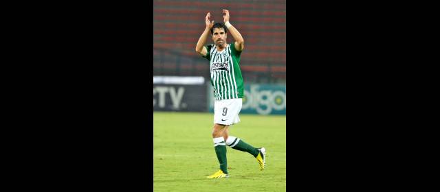 Ángel quería agradecerle a la afición marcando gol | Juan P. Ángel ajustó el gol 50 con Nacional. FOTO JUAN SÁNCHEZ