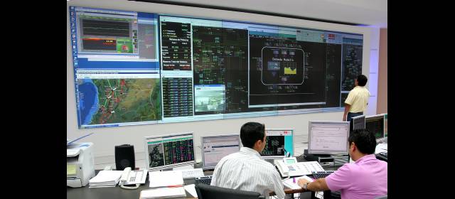 La comercialización busca beneficiar a los usuarios | XM es la empresa encargada de controlar el Centro Nacional de Despachos como si fuera una torre de control. FOTO: ESTEBAN VANEGAS
