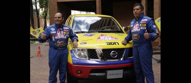 Colombia ya se prepara para correr el próximo Rali Dakar | Juan Manuel Linares (derecha) y Andrés Campuzano participaron en el Dakar 2013. FOTO COLPRENSA