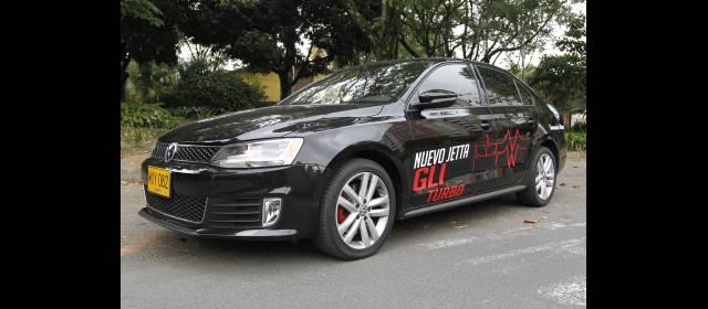 Un carro para aquellos que tienen nervios de acero | Es un carro que por la sobriedad de su diseño exterior puede pasar como un vehículo ejecutivo. Adentro ya algunos detalles revelan su aspiración deportiva. FOTO DONALDO ZULUAGA