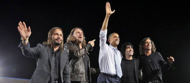 Obama busca el voto latino acompañado del grupo Maná | Foto: AP