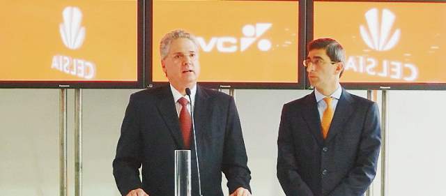 Celsia se renueva y busca negocios | Juan Guillermo Londoño Posada, presidente de Celsia (Izquierda). Juan Pablo Córdova, presidente de la BVC (Derecha).