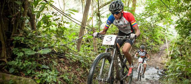 Egan le saca jugo a su clase mundial | Egan Arley Bernal tuvo un año de excelencia en Colombia y en el exterior. Pinta para grande. FOTO CORTESÍA PABLO MAZUERA
