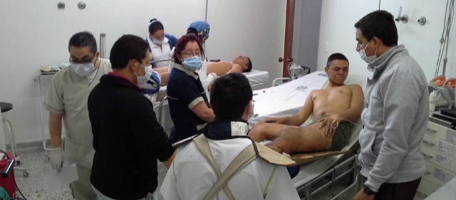 Golpe del Eln a las tropas intenta mostrar fortaleza | A hospitales de Cúcuta y Pamplona fueron trasladados varios de los militares heridos en el ataque guerrillero. FOTO COLPRENSA