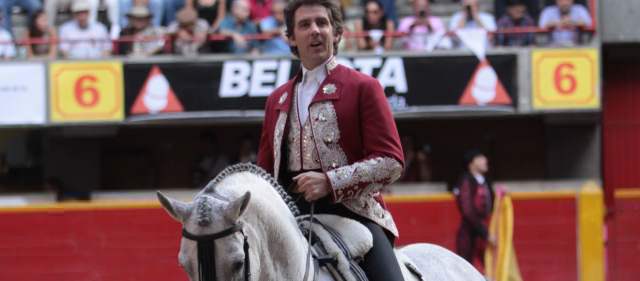 Hermoso y Fandiño, las figuras del tercer festejo | Pablo Hermoso, de nuevo en La Macarena. FOTO HERNÁN VANEGAS