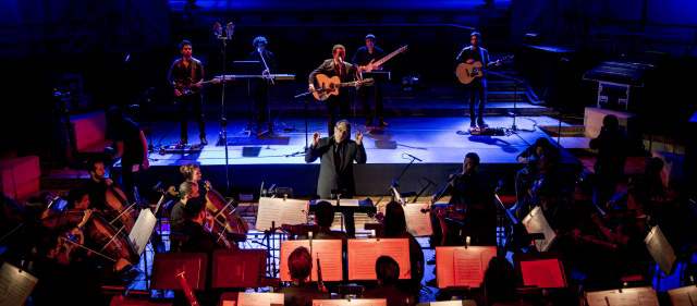 Un disco que divirtió a Fonseca | El trabajo contó con Eduardo Bergall como ingeniero de sonido, y Paul Dury en la dirección de la orquesta. FOTO COLPRENSA