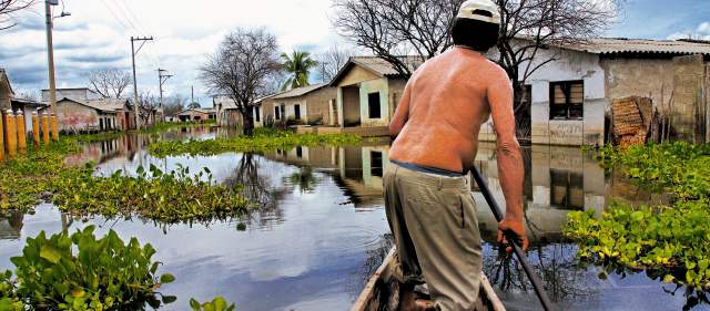 La deforestación es la que causa inundaciones | Inundación por el Magdalena en Manatí, Atlántico, que duró más de un año. FOTO HENRY AGUDELO