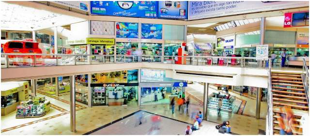 En 25 años Monterrey ha logrado un posicionamiento en Medellín como un centro comercial de tecnología. Su ubicación estratégica lo destaca como punto de encuentro.