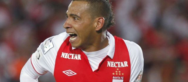 Santa Fe pone a soñar a Colombia con otra final | El antioqueño Wílder Medina es la esperanza de gol del Santa Fe en la búsqueda de la primera final copera. FOTO COLPRENSA
