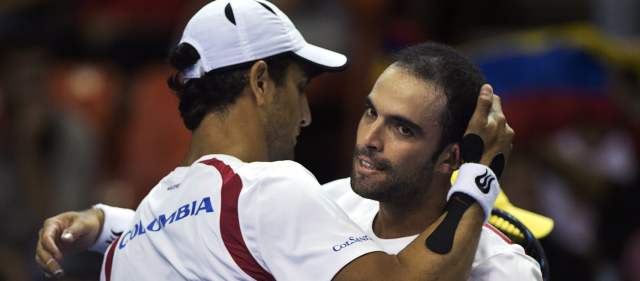 "Seguimos vivos, ahora a dejarlo todo en la cancha": Mauricio Hadad | Grande fue la felicidad de Cabal y Farah al ganarle en dobles a la pareja local de Daniel Néstor y Vasek Pospisil y dejar a Colombia viva en el repechaje de la Copa Davis. FOTO AP