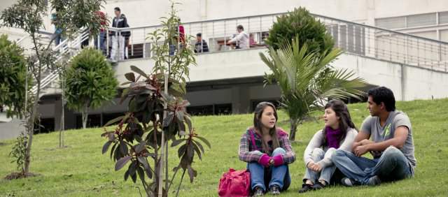 Los nuevos profesionales ganan 2,7 por ciento más que en 2010