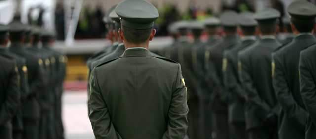 Santos despidió, como héroes de la Patria, a 6 miembros de la fuerza pública asesinados