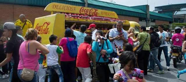 Lo bueno, lo malo y lo feo de la Feria | El asalto al carro de Coca Cola se produjo a la altura de la estación Industriales. FOTO Juan Guillermo López