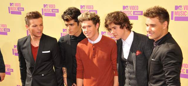 Para entender a One Direction | Perdedores del concurso Factor X británico, son ahora una de las creaciones más existosas del midas de la música, el productor Simon Cowell. FOTO SHUTERSTOCK / JAGUAR PS / FEATUREFLASH