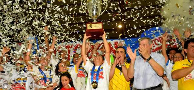 Colombia se llevó el Mundial de micro | Las mujeres de Colombia son las mejores del fútbol de salón en el mundo, lo ratificaron en Barrancabermeja. FOTO CORTESÍA
