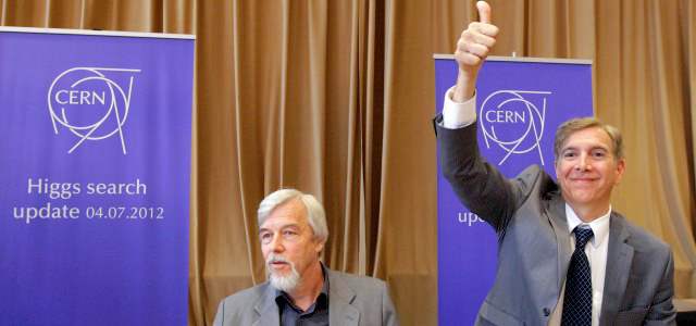 Rolf Heuer-director-general-Cern-Joe-Incandela-640x300-04072012 | Rolf Heuer (Izquierda), Director General del Cern. FOTO REUTERS