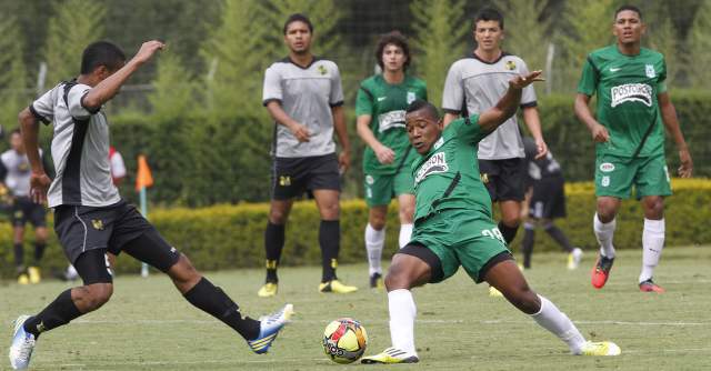 En el arranque del año, Nacional tiene su Guisao | En acción aparece Wílder Guisao, el joven que se destaca con Nacional en el comienzo de temporada. El equipo confirmó un amistoso para el miércoles con Once Caldas en Manizales. FOTO HERNÁN VANEGAS
