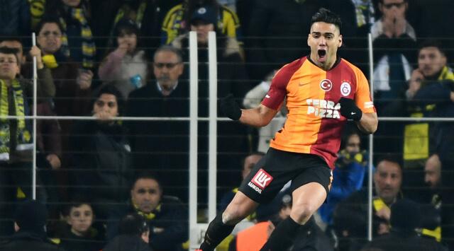 Falcao celebró doblete con el Galatasaray. FOTO AFP