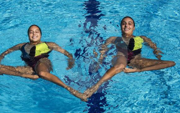 Mónica Sarai Arango y Estefanía Álvarez, el dúo colombiano de sincronizado. FOTO julio c. herrera