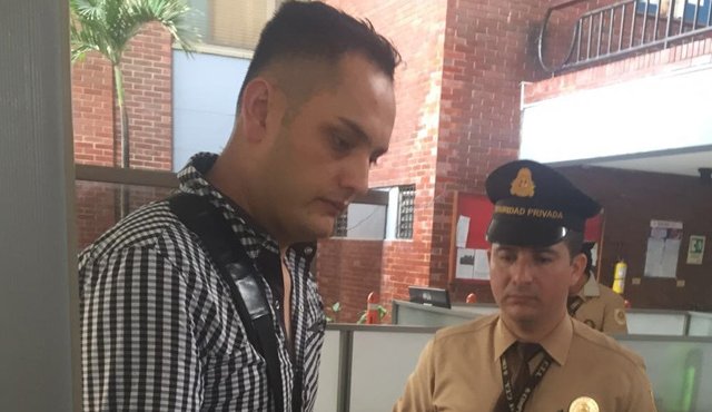 En decisión de primera instancia la Policía Nacional destituyó al capitán Ányelo Palacios, quien fue el que denunció la presunta existencia de una red de prostitución homosexual . FOTO COLPRENSA