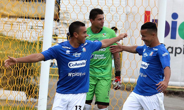 Once Caldas partió anoche rumbo a Asunción. Lo hace en calidad de invicto de la Liga Águila-1 y tercero en la tabla de posiciones con los mismos puntos del líder, 7, que es Cúcuta. FOTO colprensa