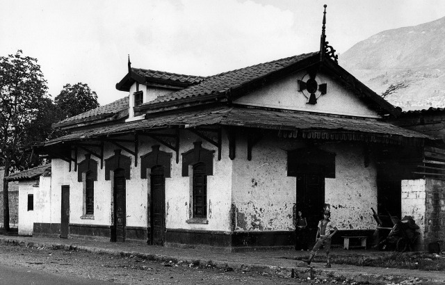De pueblo en pueblo llevando razones