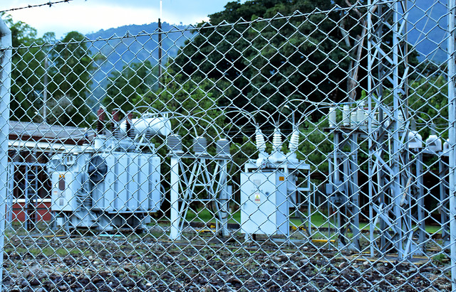 De acuerdo con las autoridades, el decreto que reglamenta el cobro de $4 a la energía estaría listo este mes. Foto: COLPRENSA