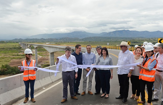 El Gobierno destacó que se impulsará la movilidad de aproximadamente 800 vehículos. FOTO Colprensa