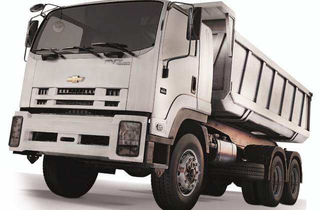 Chevrolet aprovecha el auge minero con el camión FVZ | Con este modelo, la marca penetra un nicho de crecimiento por el entorno económico que vive el país. FOTO CORTESÍA