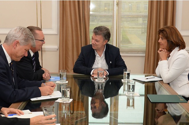 Jeffrey Feltman, subsecretario general para Asuntos Políticos de la ONU, se entrevistó con el presidente Juan Manuel Santos, con quien dialogó sobre el proceso de paz. FOTO Colprensa / Presidencia
