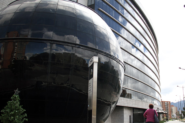 La sede de la Contraloría está ubicada en el centro comercial Gran Estación. El contrato de arrendamiento venció este jueves. FOTO COLPRENSA