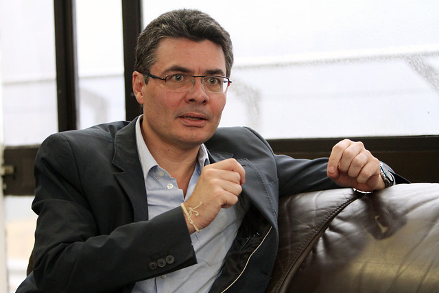 El ministro de Salud, Alejandro Gaviria, se mostró satisfecho con la última disposición del Gobierno saliente para la atención de pacientes. FOTO COLPRENSA