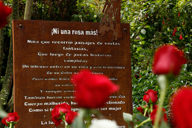 En el Parque Nacional de Bogotá se construyó un monumento en homenaje a Rosa Elvira Cely, víctima de feminicidio. FOTO: COLPRENSA.