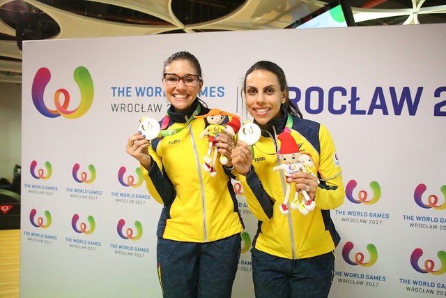 Clara Juliana Guerrero y Rocío Restrepo, las ganadoras de dobles en los bolos de Wroclaw, Polonia. FOTO cortesía COC