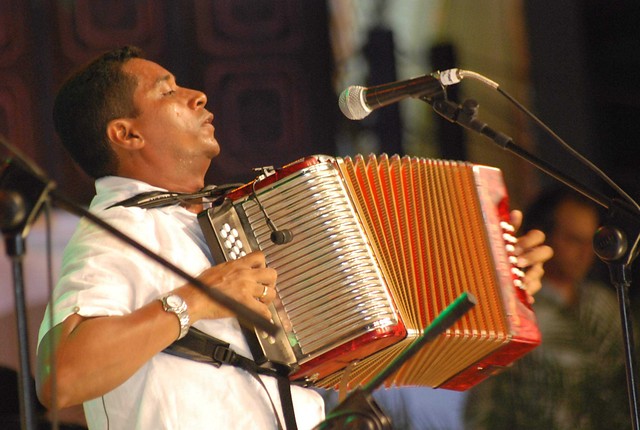 Granados viajará ahora a Dubai y Abu Dabi para seguir difundiendo el vallenato en los países árabes. FOTO Colprensa