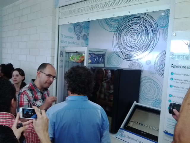 La nueva cafetería de la ciudadela de Apartadó es una prueba piloto basada en la confianza. FOTO CORTESÍA