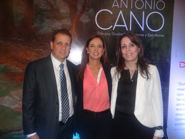 Álvaro Martínez, Luisa Fernanda Vega y María Adelaida Posada.