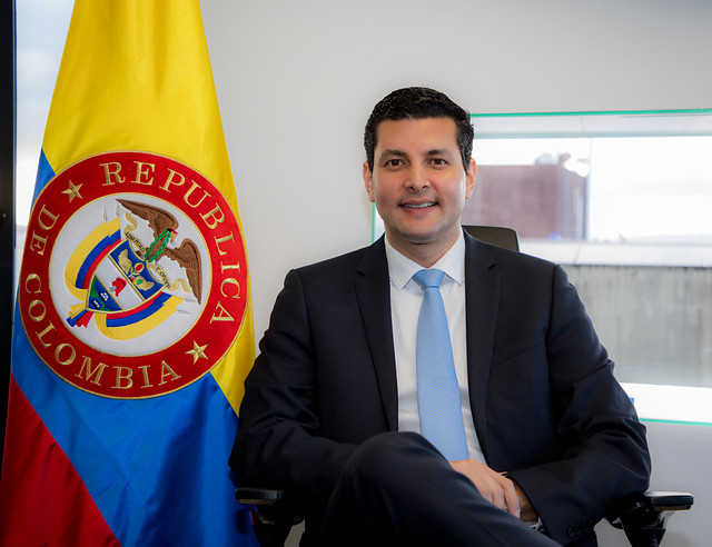  Juan Miguel Villa, presidente de Colpensiones, explicó que este artículo solo quiere ayudarle a los beneficiarios a tomar una decisión mucho más informada para su bienestar. FOTO: Colprensa