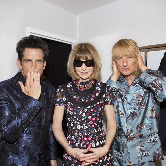 En el ‘backstage’ con Anna Wintour, editora de la revista Vogue. FOTO Instgram @voguemagazine