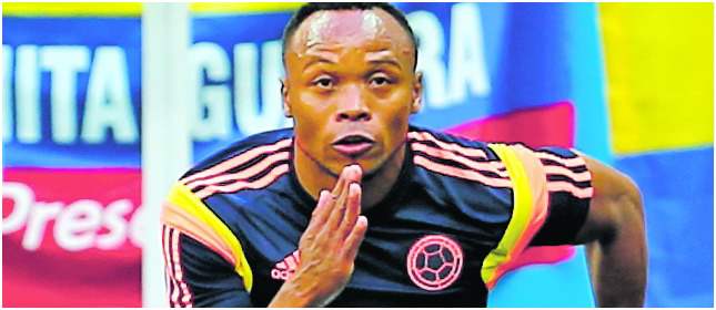 La ilusión de Colombia no tiene límites | Camilo Zúñiga sorprende con su rendimiento en el Mundial. Venía de superar una lesión. FOTO Juan A. Sánchez, enviado especial