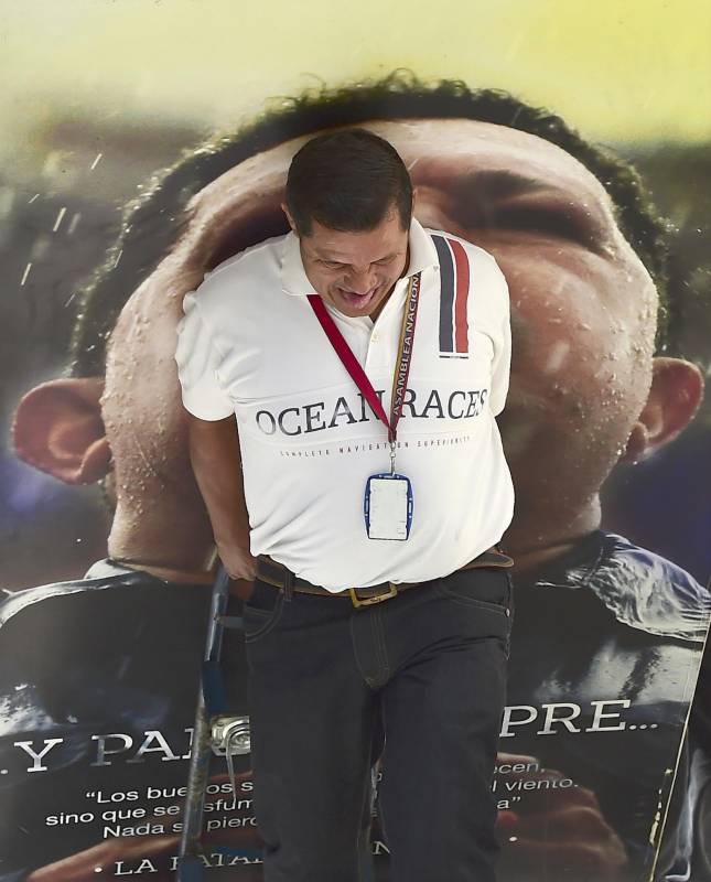 La figura de Chávez, en vida y todavía después de su muerte el 5 de marzo de 2013, provoca sentimientos intensos de amor y odio casi por igual en esta nación suramericana amargamente dividida por la política. FOTO AFP. 