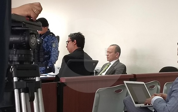 La Defensa de Santiago Uribe argumentó que le están vulnerando el derecho fundamental al debido proceso y a controvertir las pruebas de la contraparte. FOTO Olga Rendón