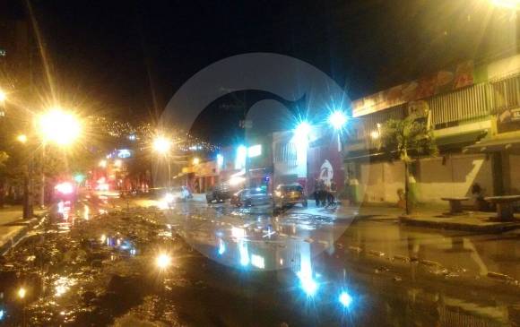 Explosión de tubo de acueducto ocasionó emergencia en el barrio Sevilla